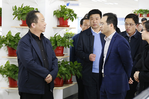河北省工业和信息化厅厅长龚晓峰莅临永利yl23455